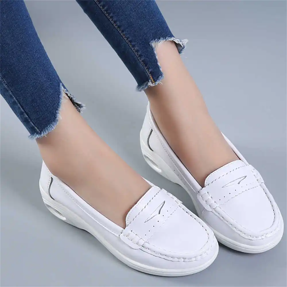 Thick Sole Slipon White Traine - Streetwear Brand Global review and price